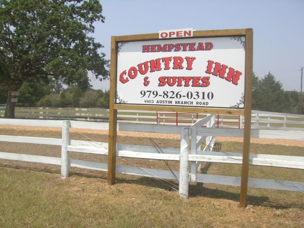 Hempstead Country Inn & Suites Esterno foto